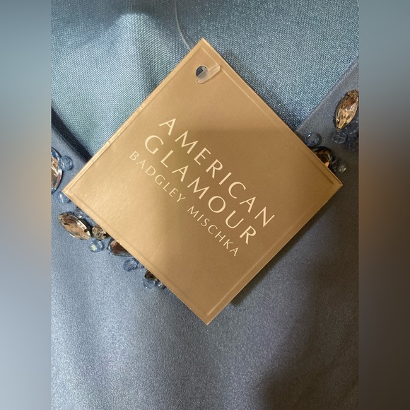 AMERICAN GLAMOUR Badgely Mischka Cold Shoulder Tunic BABY BLUE RHINESTONES Large - Picture 12 of 14